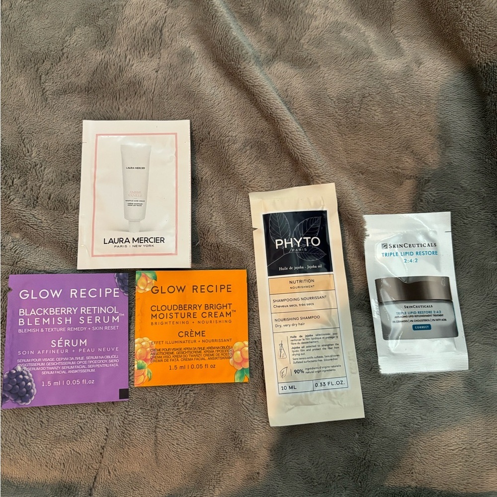 Laura Mercier Skincare Sample Pack